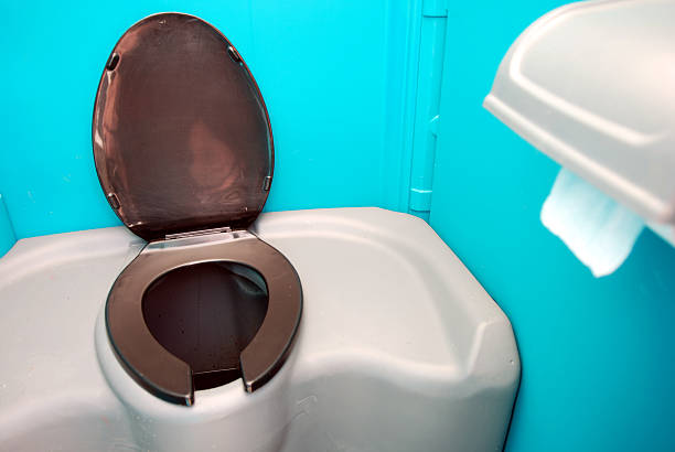 Best Porta potty rental near me  in Syracuse, NY